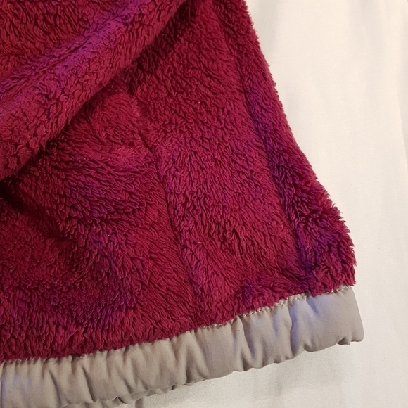 The North Face plush girls size Large sweater jacket - Picture 4 of 4